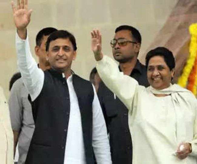 पूर्वांचल में नेताओं का जमावड़ा ; अखिलेश-मायावती, प्रियंका की जनसभा आज पूर्वांचल में नेताओं का जमावड़ा ; अखिलेश-मायावती, प्रियंका की जनसभा आज