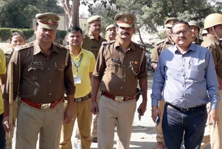 सोशल मीडिया पर भड़काऊ पोस्ट डालने पर युवक को दबोचा सोशल मीडिया पर भड़काऊ पोस्ट डालने पर युवक को दबोचा