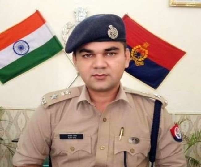 आईपीएस डॉ. अजय पाल शर्मा के खिलाफ महिला ने लखनऊ में दर्ज कराया केस, खुद को बताया पत्नी
