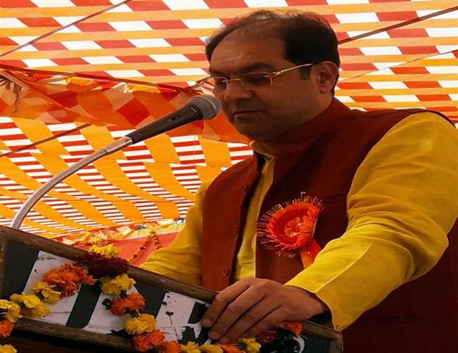 मंत्री मोहसिन रजा ने कहा, मुसलमानों ने भाजपा को वोट नहीं दिया मंत्री मोहसिन रजा ने कहा, मुसलमानों ने भाजपा को वोट नहीं दिया