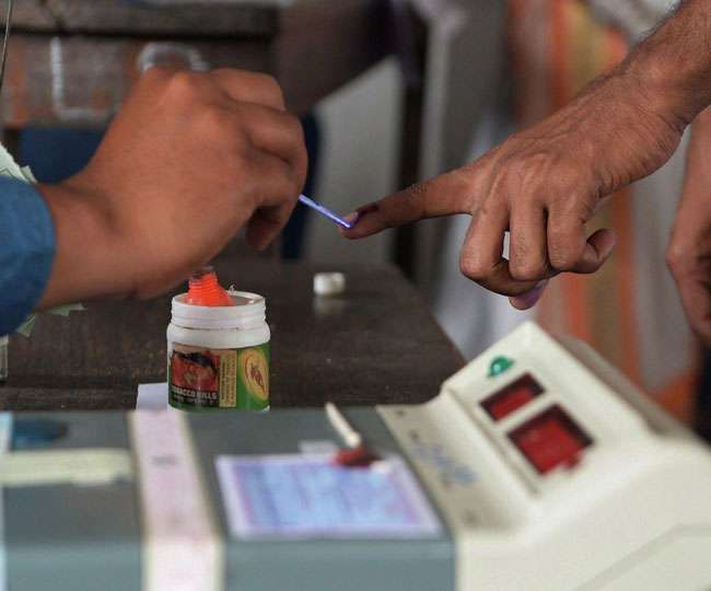अंतिम चरण के लिए कल थमेगा चुनाव प्रचार, 13 सीटों पर 19 मई को मतदान अंतिम चरण के लिए कल थमेगा चुनाव प्रचार, 13 सीटों पर 19 मई को मतदान