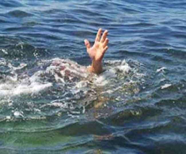 नदी में नहाने गए तीन बच्चे डूबे, एक की मौत