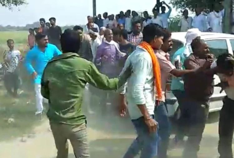 भाजपा मंडल अध्यक्ष चुनाव में नेताओं में चले लाठी-डंडे