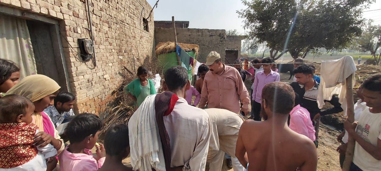 मुरादाबाद बिलारी ग्राम समाज की जमीन से हटाया अवैध कब्जा मुरादाबाद बिलारी ग्राम समाज की जमीन से हटाया अवैध कब्जा