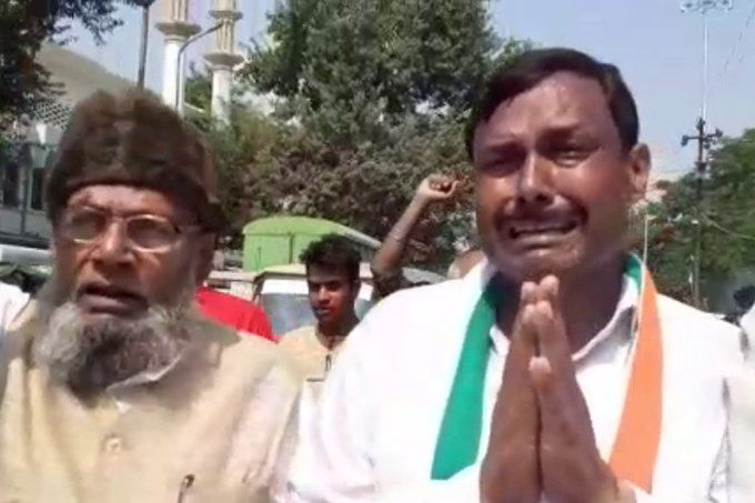 उपचुनाव: गाड़ी जब्त हुई तो सड़क पर फूट-फूटकर रोने लगे घोसी के कांग्रेस प्रत्याशी