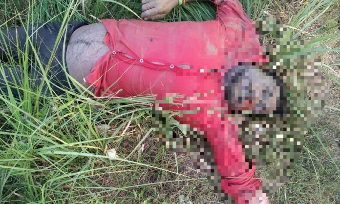 गोमती नदी में दो अज्ञात लाश मिलने से क्षेत्र में फैली सनसनी, एक शव की हुई पहचान गोमती नदी में दो अज्ञात लाश मिलने से क्षेत्र में फैली सनसनी, एक शव की हुई पहचान