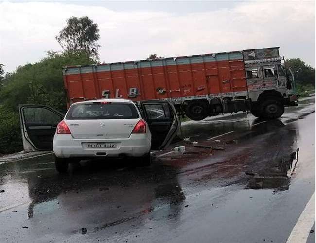 दुर्घटना में विधायक कुलदीप सिंह सेंगर हत्या के आरोप से बरी, ट्रक चालक व क्लीनर के खिलाफ केस