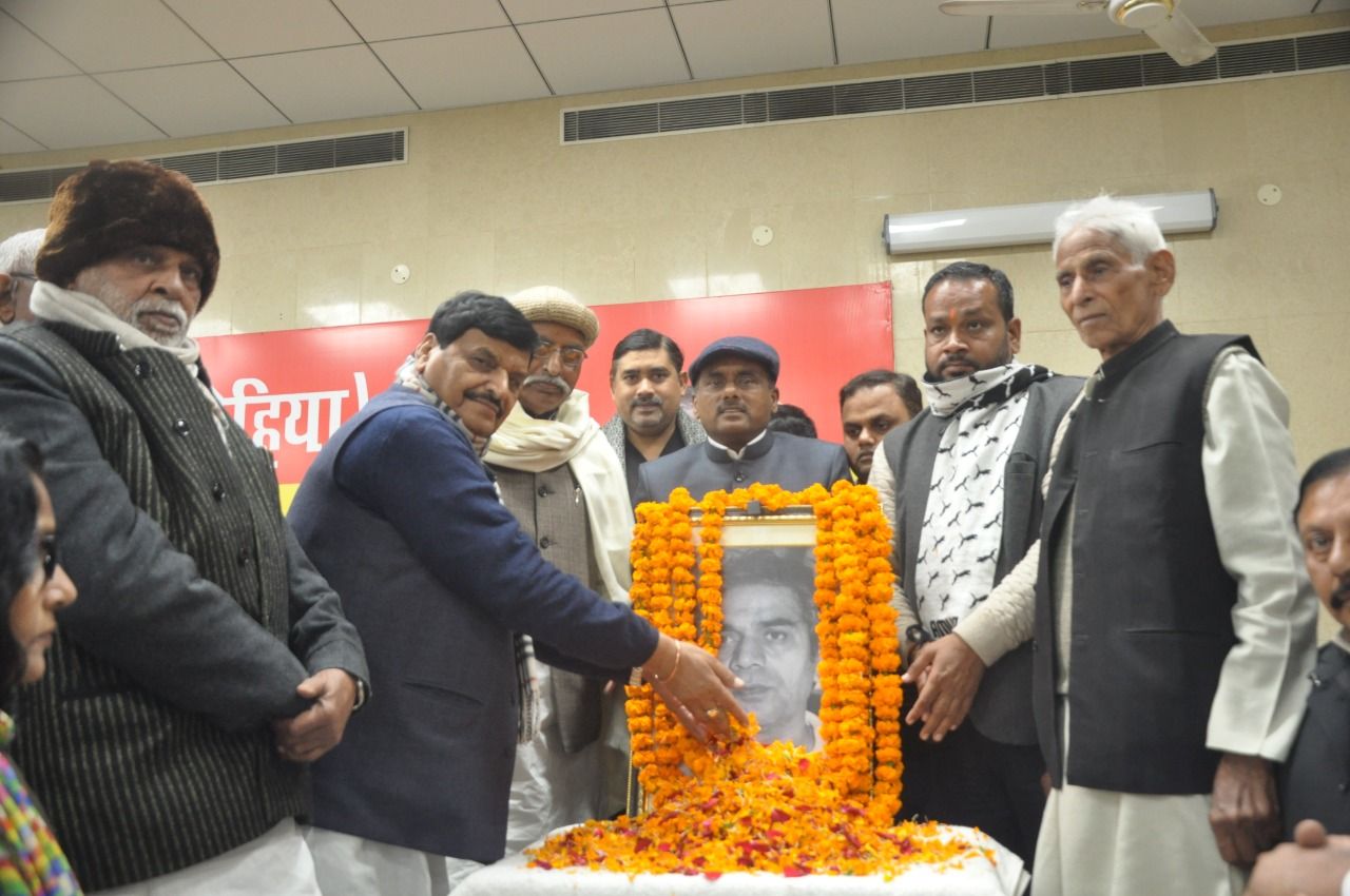 साम्प्रदायिकता से निर्णायक लड़ाई जरूरी -शिवपाल