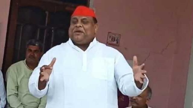 समाजवादी पार्टी ने फार्म पद्धति का नया सिस्टम लागू किया, इम्तेहान के लिए पंडित, योगेश, राजा ने भरा फार्म समाजवादी पार्टी ने फार्म पद्धति का नया सिस्टम लागू किया, इम्तेहान के लिए पंडित, योगेश, राजा ने भरा फार्म