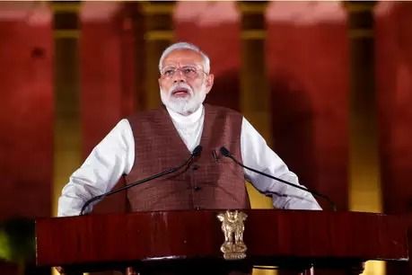 मोदी कैबिनेट की पहली बैठक आज, हो सकता है मंत्रालयों का बंटवारा, नरेंद्र मोदी ने गुरुवार को दूसरी बार प्रधानमंत्री पद की शपथ ली. पीएम मोदी के साथ उनकी सरकार में 57 मंत्रियों ने भी शपथ ली