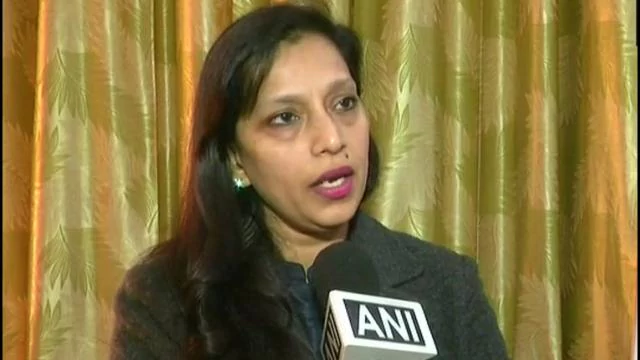 बवाना कांड पर सियासत शुरू, भाजपा मेयर बोलीं- सीएम केजरीवाल को मांगनी चाहिए माफी बवाना कांड पर सियासत शुरू, भाजपा मेयर बोलीं- सीएम केजरीवाल को मांगनी चाहिए माफी