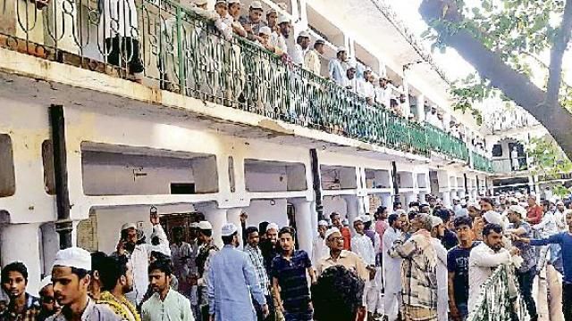 बांदा में मदरसे में एनआईए का छापा बांदा में मदरसे में एनआईए का छापा