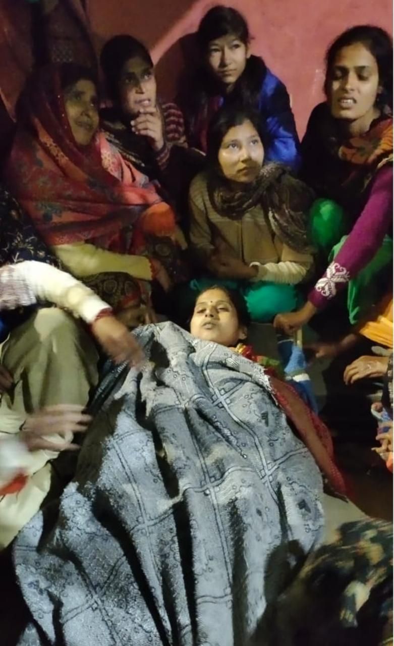 दहेज की बलि चढ़ी विवाहिता,दस माह पूर्व ही विवाहिता की हुई थी शादी। दहेज की बलि चढ़ी विवाहिता,दस माह पूर्व ही विवाहिता की हुई थी शादी।