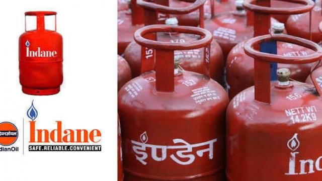 अब घरेलू गैस सिलेंडर पर जीएसटी की मार, जानिए कीमत अब घरेलू गैस सिलेंडर पर जीएसटी की मार, जानिए कीमत