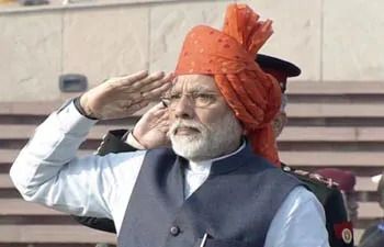 वॉर मेमोरियल पहुंचे PM मोदी, गणतंत्र दिवस पर पहली बार शहीदों को दी श्रद्धांजलि