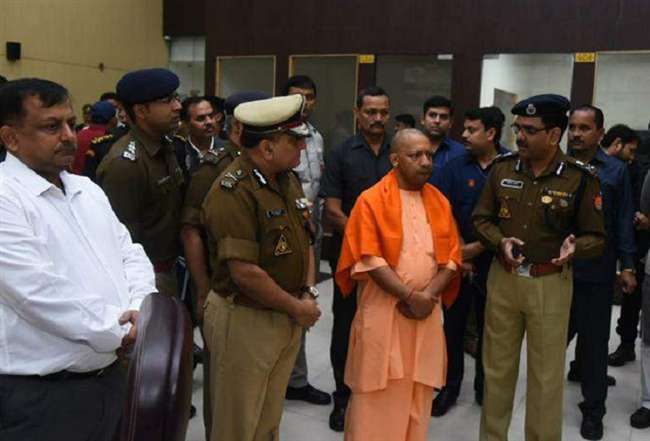CM योगी ने संभाल रखा था मोर्चा, यूपी में नहीं बिगड़ा माहौल
