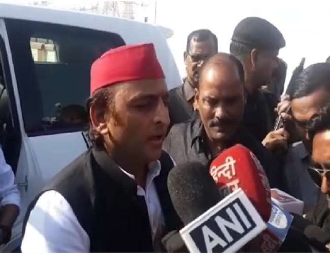यूपी में हमारी योजनाओं का नाम बदलने वाली सरकार यूपी में हमारी योजनाओं का नाम बदलने वाली सरकार