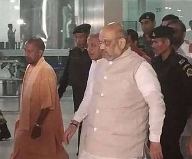 गृहमंत्री अमित शाह पहुंचे वाराणसी, बीएचयू में आयोजित कार्यक्रम में लेंगे हिस्‍सा
