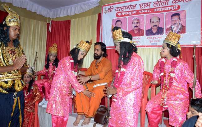 दारागंज की रामलीला : एक बार देखेंगे तो बार-बार आने का करेगा मन दारागंज की रामलीला : एक बार देखेंगे तो बार-बार आने का करेगा मन