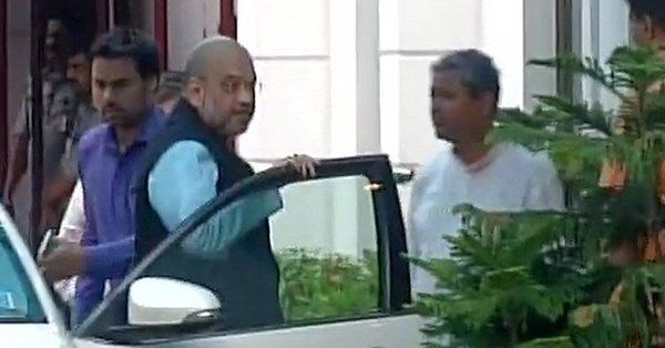 उपराष्ट्रपति चुनाव: शाह ने संघ से लगवाई मोदी की पसंद पर मुहर, कल उम्मीदवार का एलान उपराष्ट्रपति चुनाव: शाह ने संघ से लगवाई मोदी की पसंद पर मुहर, कल उम्मीदवार का एलान