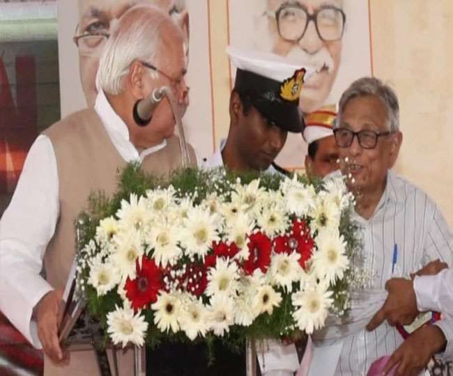 राज्यपाल आरिफ मोहम्मद खान बोले, सुरक्षा कर्मी न होते तो इरफान हबीब हमला कर देते राज्यपाल आरिफ मोहम्मद खान बोले, सुरक्षा कर्मी न होते तो इरफान हबीब हमला कर देते