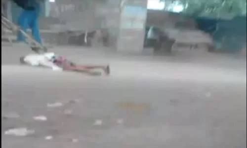 कांवड़ियों की गाड़ी के नीचे कूदकर युवक ने दे दी जान कांवड़ियों की गाड़ी के नीचे कूदकर युवक ने दे दी जान