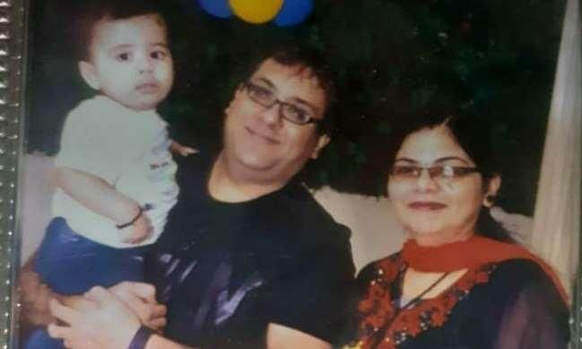 दुःखद खबर- शादी की सालगिरह के दिन पत्नी और मासूम बेटे को जहर देकर लगा ली फांसी दुःखद खबर- शादी की सालगिरह के दिन पत्नी और मासूम बेटे को जहर देकर लगा ली फांसी