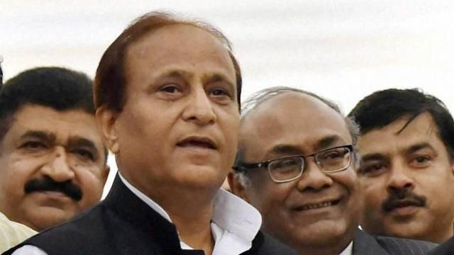 आजम खां की बढ़ी मुश्किलें, आयकर विभाग ने शुरू की जांच आजम खां की बढ़ी मुश्किलें, आयकर विभाग ने शुरू की जांच