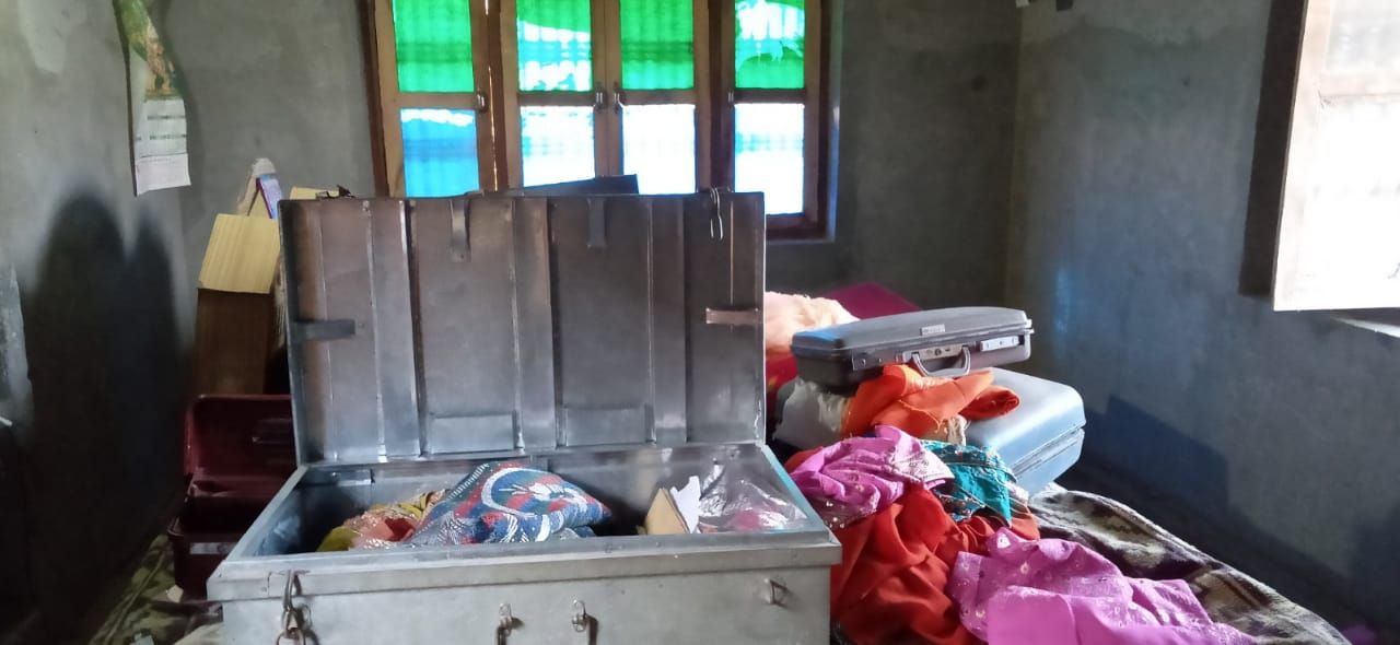 बड़ागाँव में लाखों की चोरी बड़ागाँव में लाखों की चोरी