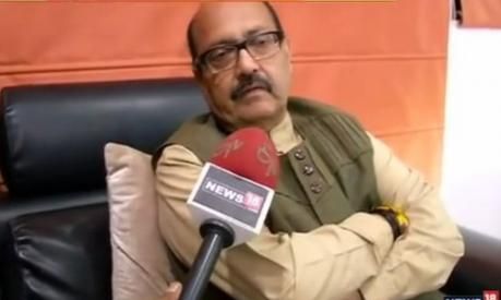 सेना के जवानों को बलात्कारी कहने वाले आजम पर चले देशद्रोह का केस: अमर सिंह सेना के जवानों को बलात्कारी कहने वाले आजम पर चले देशद्रोह का केस: अमर सिंह