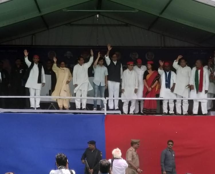 पीएम मोदी ने गंगा मैया से वादा खिलाफी की है -मायावती पीएम मोदी ने गंगा मैया से वादा खिलाफी की है -मायावती
