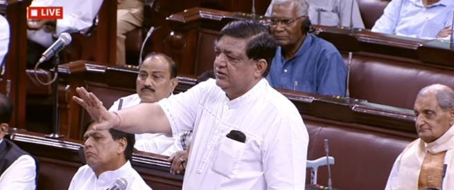 नरेश के बयान पर सोशल मीडिया में मचा बवाल, उठी जेल भेजने की मांग नरेश के बयान पर सोशल मीडिया में मचा बवाल, उठी जेल भेजने की मांग