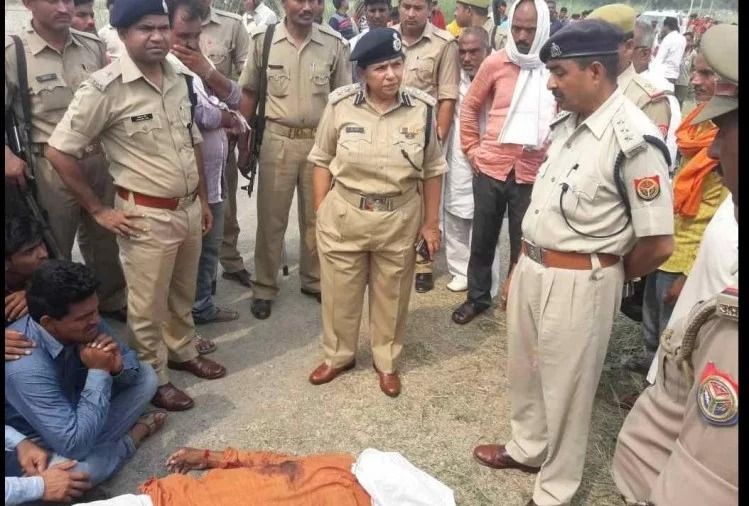 सपा कार्यकर्ता मनोज कुमार सिंह की हत्या कर फेंकी लाश, इलाके में सनसनी
