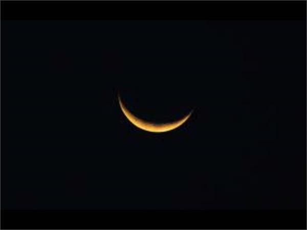 देशभर में सोमवार को मनाई जाएगी ईद देशभर में सोमवार को मनाई जाएगी ईद