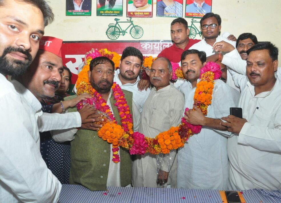 सड़क पर संघर्ष के लिए तैयार रहें कार्यकर्ता - जगजीवन प्रसाद सड़क पर संघर्ष के लिए तैयार रहें कार्यकर्ता - जगजीवन प्रसाद