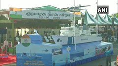 चेन्नई में मरीना बीच के कामराजार रोड पर गणतंत्र दिवस की परेड जारी