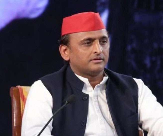 अखिलेश यादव ने कहा- मोदी पर लगे 72 साल का बैन अखिलेश यादव ने कहा- मोदी पर लगे 72 साल का बैन