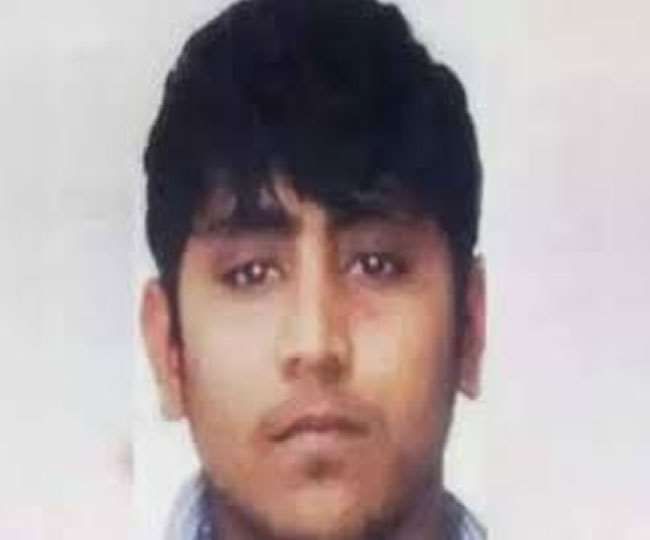 निर्भया केस: दोषी पवन का पुलिसवालों पर सनसनीखेज आरोप, कहा- मुझे बहुत बुरी तरह मारा गया निर्भया केस: दोषी पवन का पुलिसवालों पर सनसनीखेज आरोप, कहा- मुझे बहुत बुरी तरह मारा गया