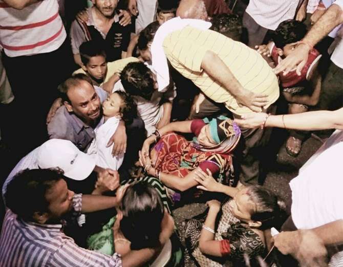 भारी पड़ी लखनऊ की बारिश नाले में बह गया 3 साल का मासूम भारी पड़ी लखनऊ की बारिश नाले में बह गया 3 साल का मासूम