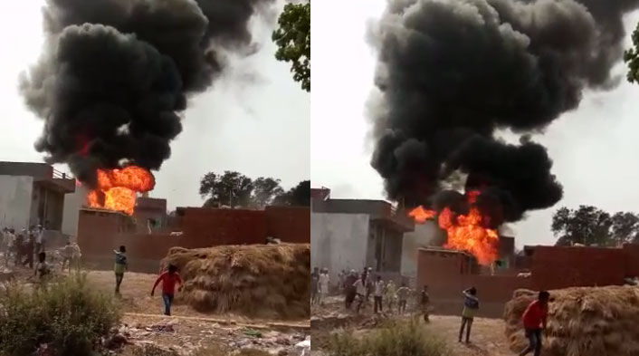 मेरठ : घर में गैस सिलेंडर फटने से तीन लोगों की मौत मेरठ : घर में गैस सिलेंडर फटने से तीन लोगों की मौत