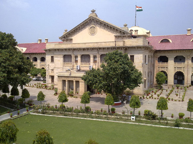 हाईकोर्ट से पेट्रोल के मिलावटखोरों को राहत नहीं हाईकोर्ट से पेट्रोल के मिलावटखोरों को राहत नहीं