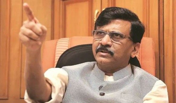 शिवसेना बोली, 170 MLA उसके साथ, एनसीपी के साथ बनाएंगे सरकार शिवसेना बोली, 170 MLA उसके साथ, एनसीपी के साथ बनाएंगे सरकार