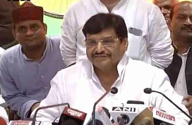 प्रदेश में बालू, मौरंग, गिट्टी की कीमतों पर लगाम लगाए सरकार : शिवपाल प्रदेश में बालू, मौरंग, गिट्टी की कीमतों पर लगाम लगाए सरकार : शिवपाल