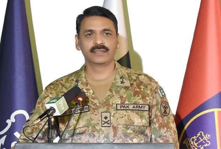 पुलवामा हमले पर पाकिस्तान सेना ने बोले सफेद झूठ