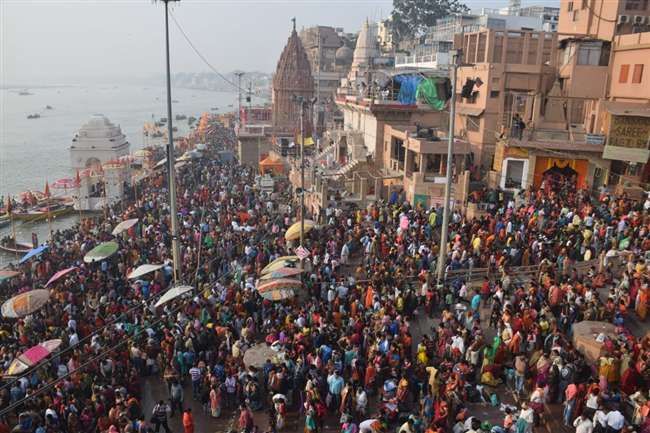 कार्तिक पूर्णिमा पर गंगा सहित प्रमुख नदियों में आस्था की डुबकी कार्तिक पूर्णिमा पर गंगा सहित प्रमुख नदियों में आस्था की डुबकी