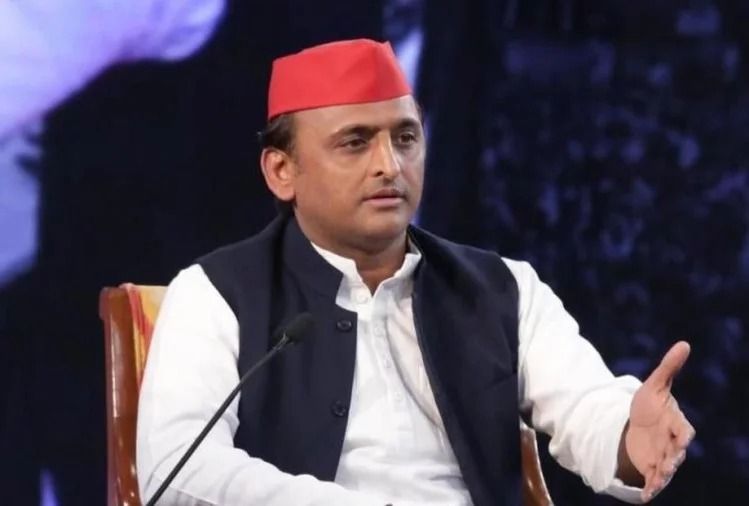 गठबंधन नया पीएम देगा लेकिन मुलायम सिंह यादव इस रेस में नहीं- अखिलेश यादव गठबंधन नया पीएम देगा लेकिन मुलायम सिंह यादव इस रेस में नहीं- अखिलेश यादव