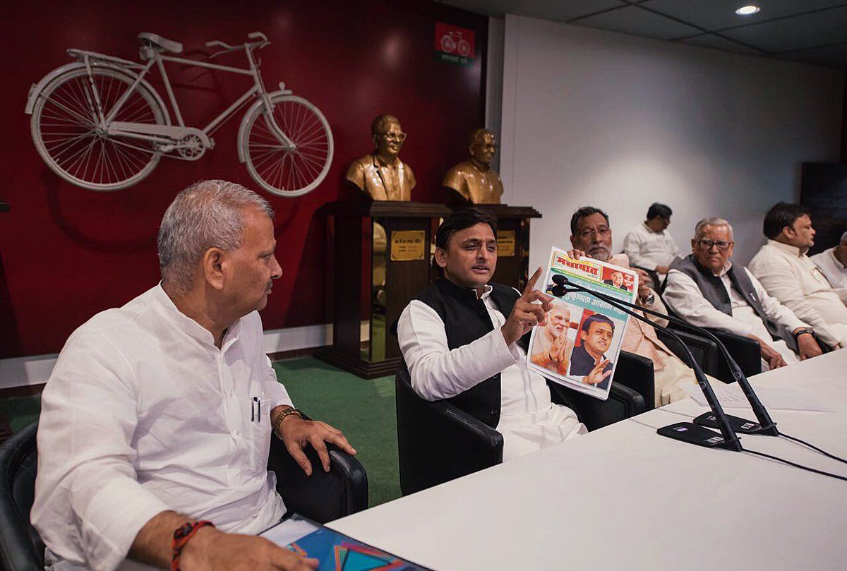 अखिलेश ने कहा किसी भी हालत में उन्हें चाहिए, कानपूर मेयर सीट अखिलेश ने कहा किसी भी हालत में उन्हें चाहिए, कानपूर मेयर सीट