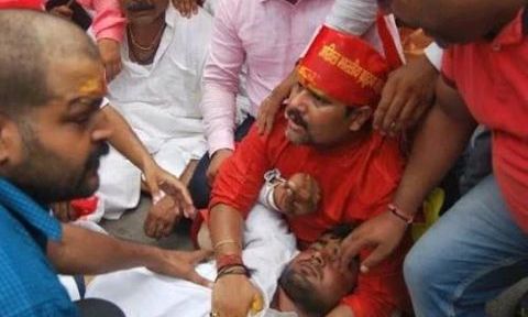 रायबरेली हत्याकांड पर थम नहीं रहा ब्राह्मण समाज का आक्रोश, ब्राह्मणों की भूल, कमल का फूल रायबरेली हत्याकांड पर थम नहीं रहा ब्राह्मण समाज का आक्रोश, ब्राह्मणों की भूल, कमल का फूल
