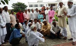 मौजूदा सरकार मुद्दों से भटकाने का काम कर रही : मोहम्मद फहीम मौजूदा सरकार मुद्दों से भटकाने का काम कर रही : मोहम्मद फहीम