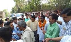 हमारी प्राथमिकता चिकित्सा व शिक्षा को जन-जन तक उपलब्ध कराना - सी0एल0 वर्मा